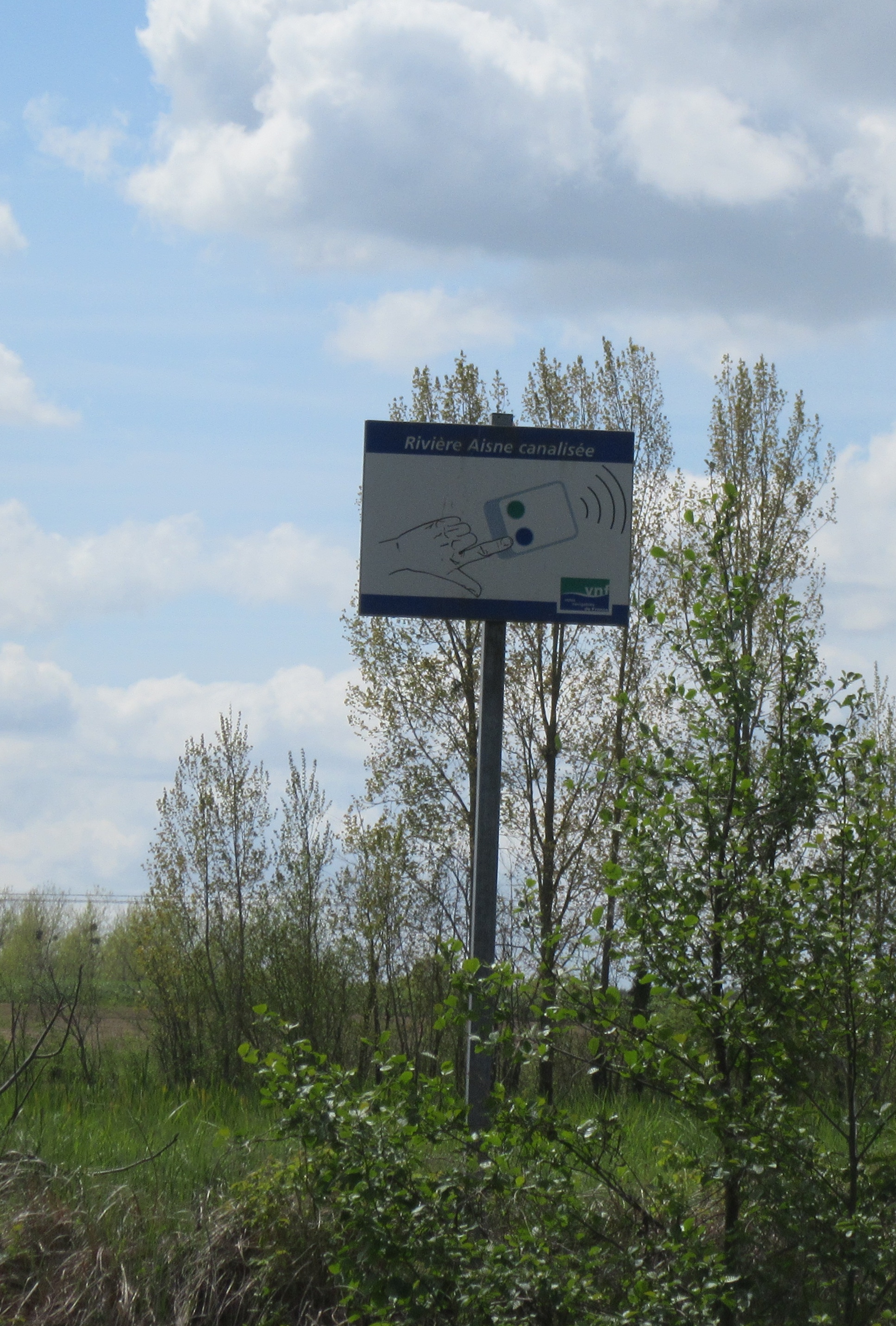 Zapper sign L'Aisne.JPG