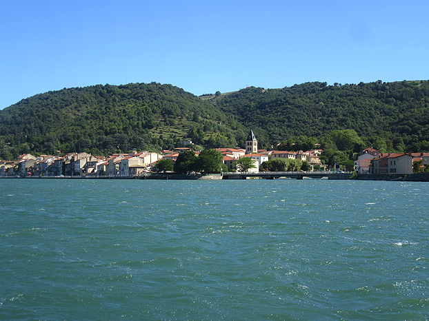 la_galaure_enters_at_st_vallier_