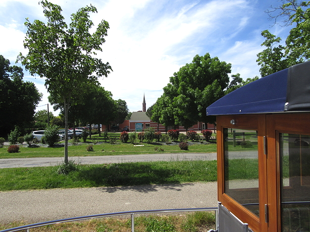 grsolles_salle_de_fetes