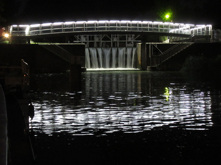 Moissac lock bridge