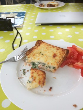 CE2E03D8-2117-462A-8F7F-86EAAAAAB21A