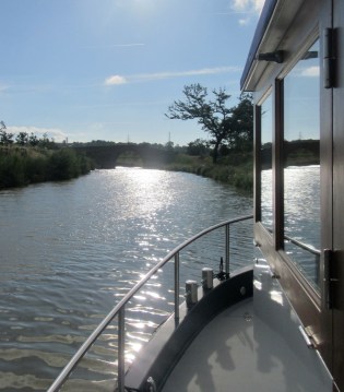 81DAB737-9F7E-488D-9C32-F9B549108358