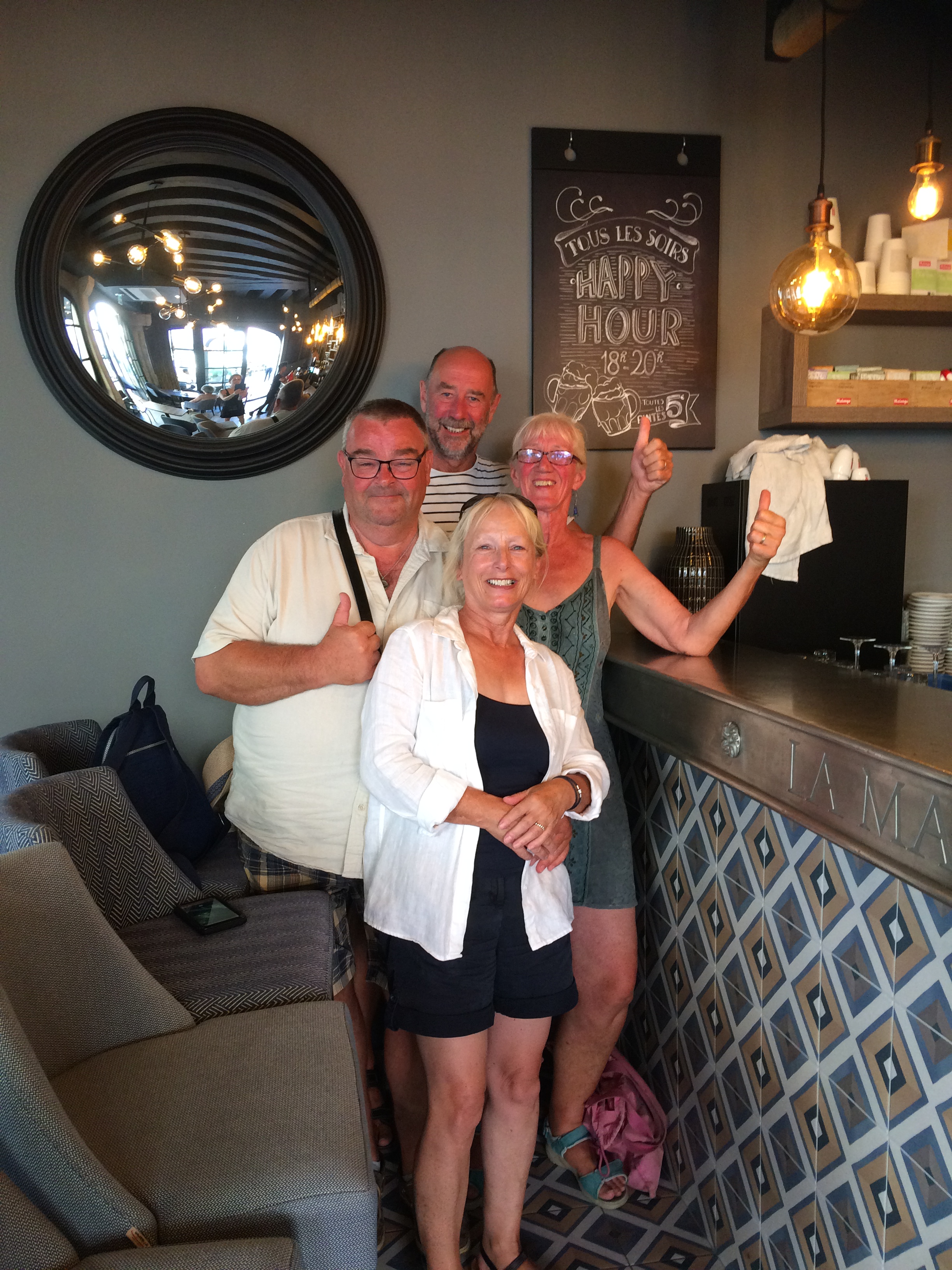 7A675266-13FD-42D1-B04A-3075EA1DB3C2